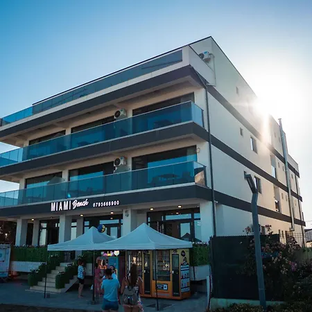 Miami בית אירוח