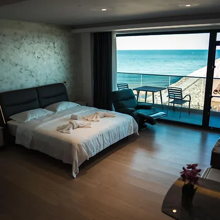 Miami * קוסטינסטי